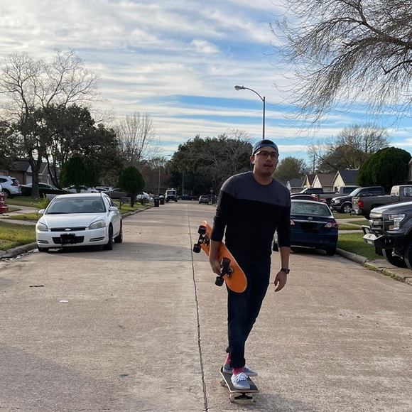 Meet your Posher, Erick - Picture 1 of 10